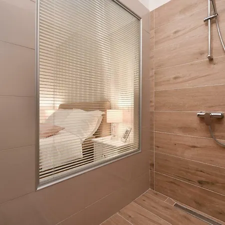 Harvey's Luxury 4* Zadar