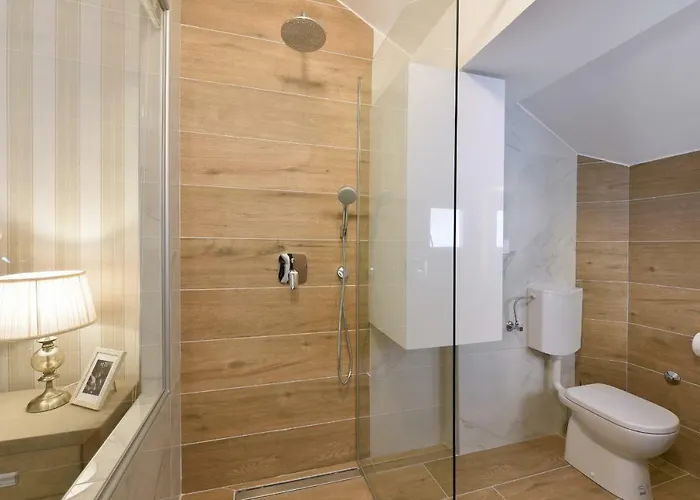 Penzion Harvey's Luxury 4*